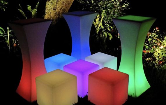 Cubes-and-Square-Cocktail-Tables